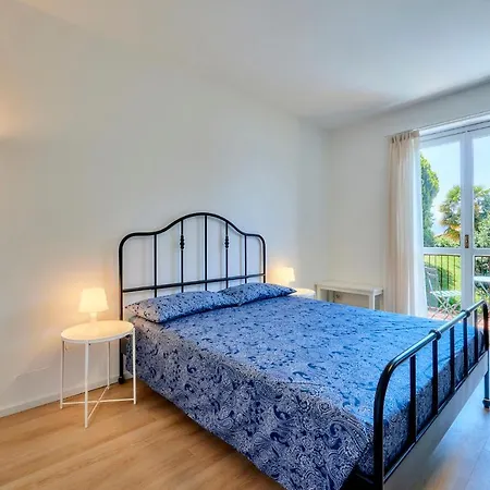 Pinus Lägenhet Varenna